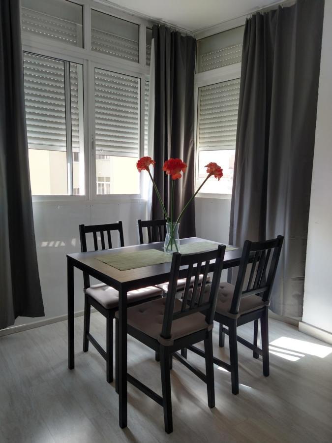 Amplio Estudio,Vista Mar Y Montana, A Pasos Del Centro Torremolinos Luaran gambar