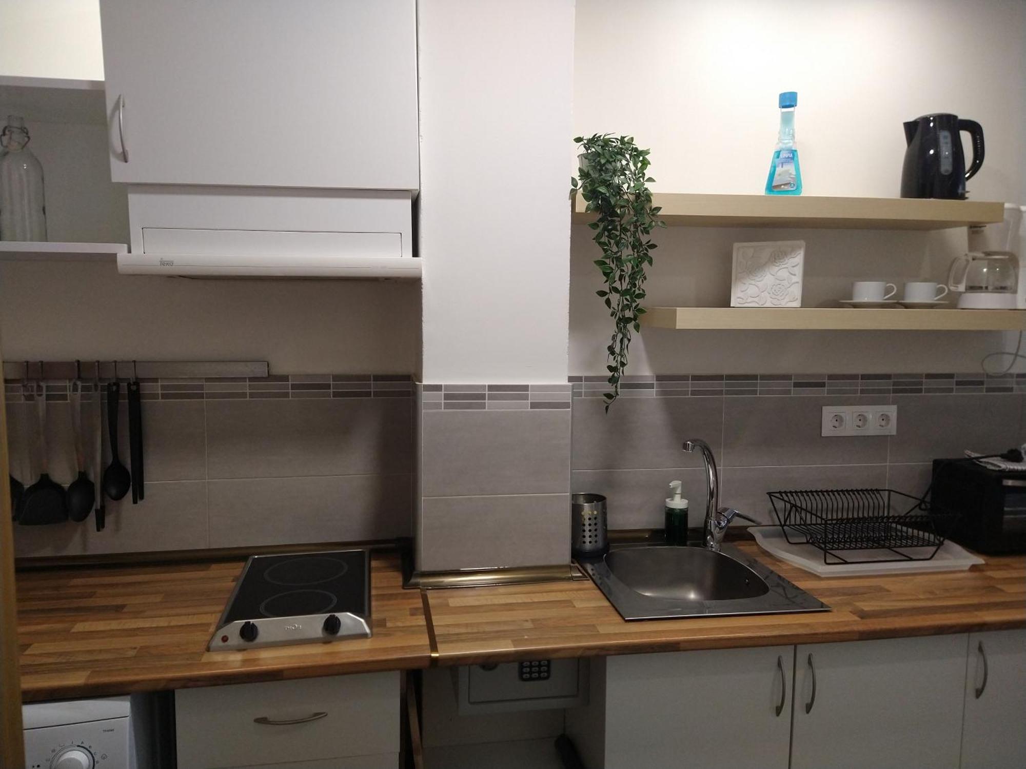Amplio Estudio,Vista Mar Y Montana, A Pasos Del Centro Torremolinos Bilik gambar